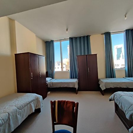 Oasis Hostel Abu Dhabi Exterior photo