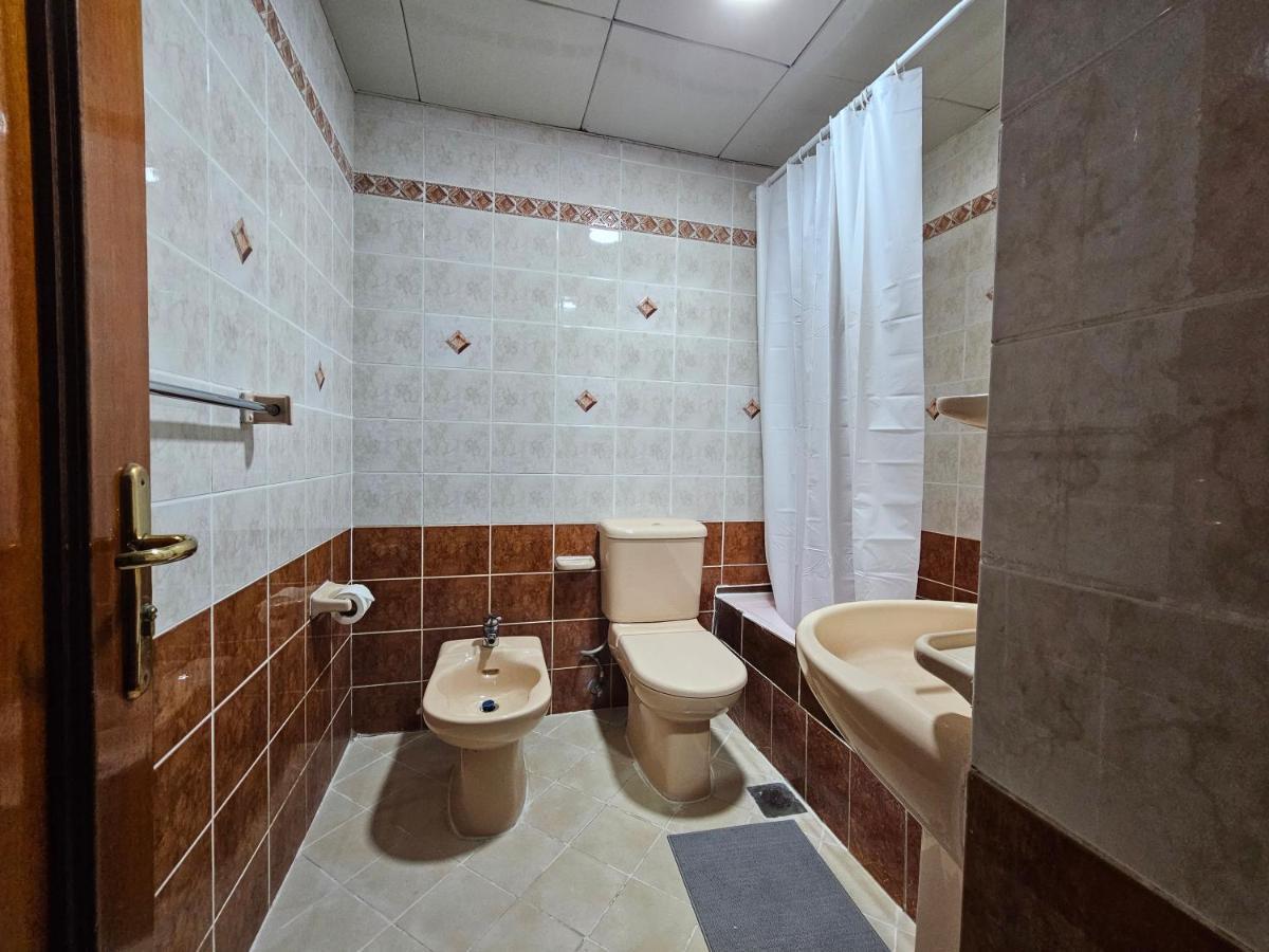 Oasis Hostel Abu Dhabi Exterior photo